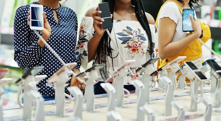 Telefon Fiyatları Ne Zaman Düşer?