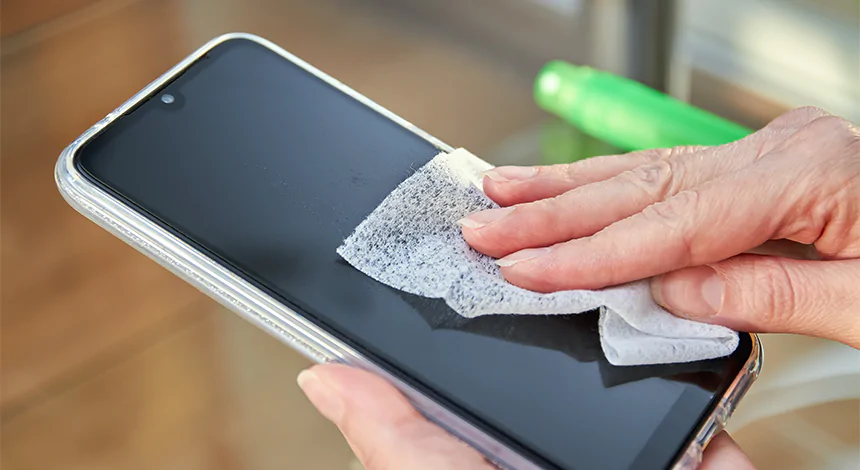 Cep Telefonumuzu Nasıl Temizlemeliyiz ?