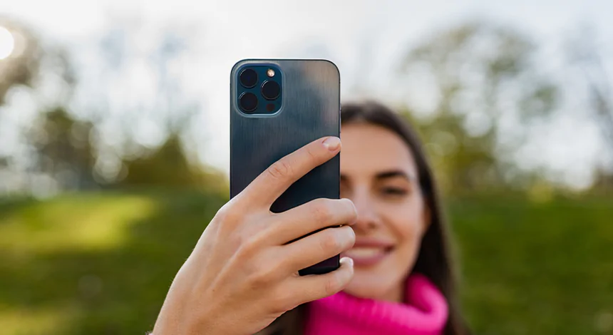 iPhone'da Bilinmeyen Kamera Özelliği: Gizli Kamera Olarak Kullanılabiliyor Mu?