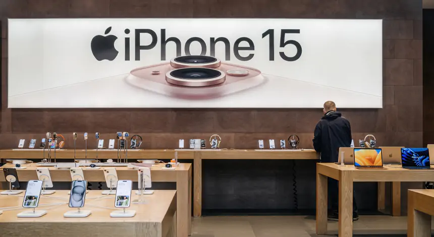 iPhone 15 Serisi Türkiye’de Raflardaki Yerini Aldı!